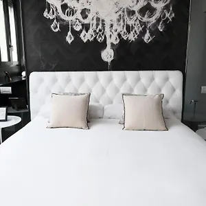 prestigious-suite-turati.it-lombardy.com/